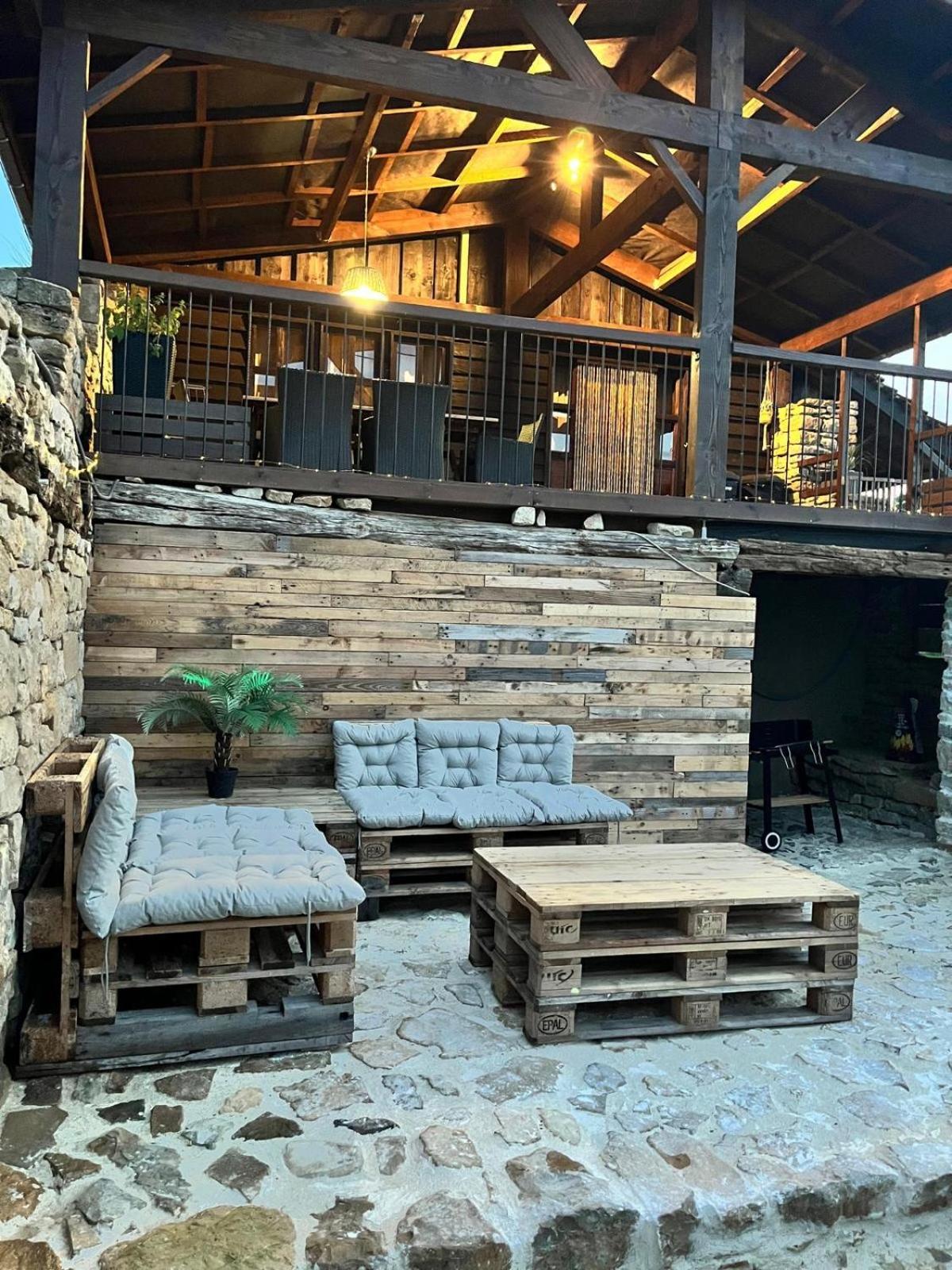 Gite La Borie Fons  Exterior photo